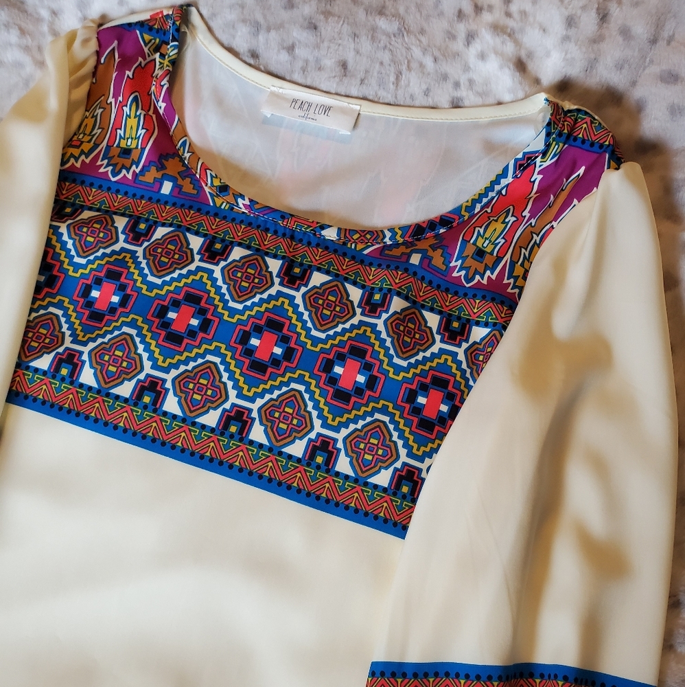 Off white 3/4 sleeve patterned dress